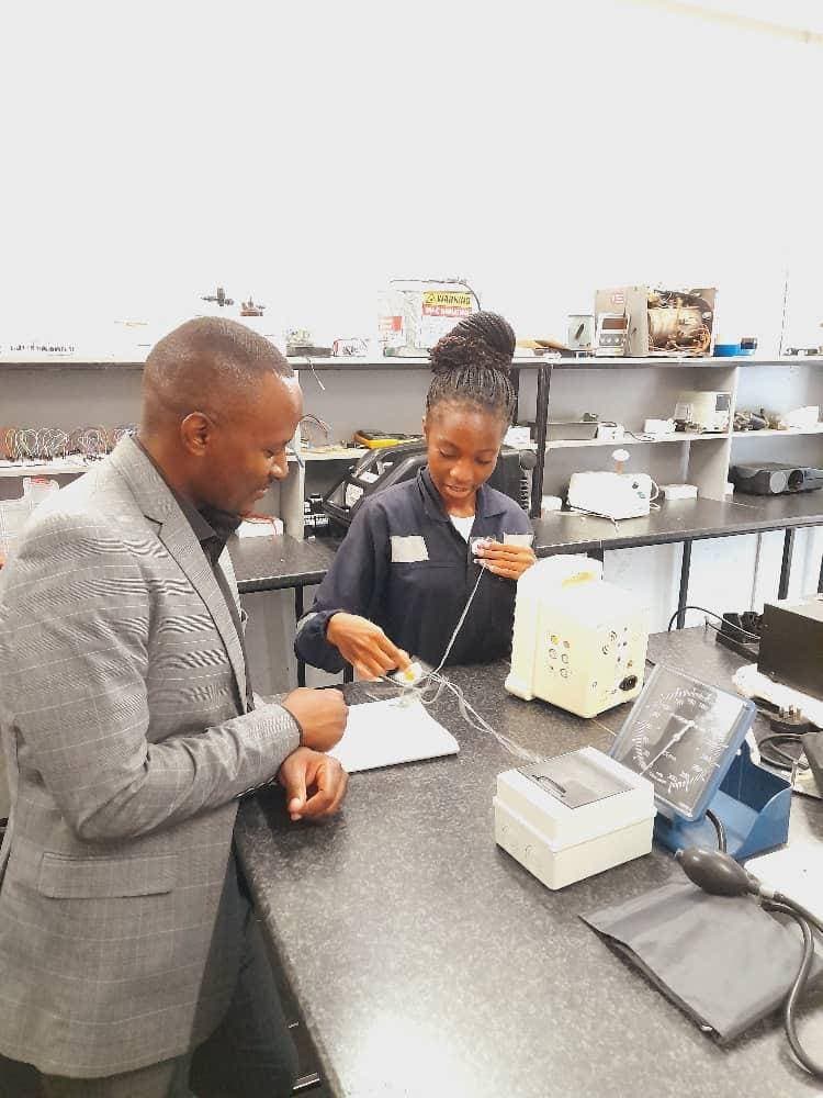 Biomedical Engineering students conducting their practical skills proficienc